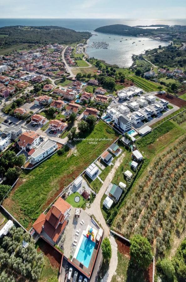 Mobilehome Elena Premium With Pool, Istria Banjole Eksteriør bilde